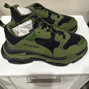 Balenciaga triple s sneakers